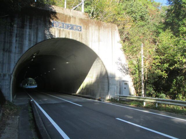 杉洞トンネル | 道路照明工事
