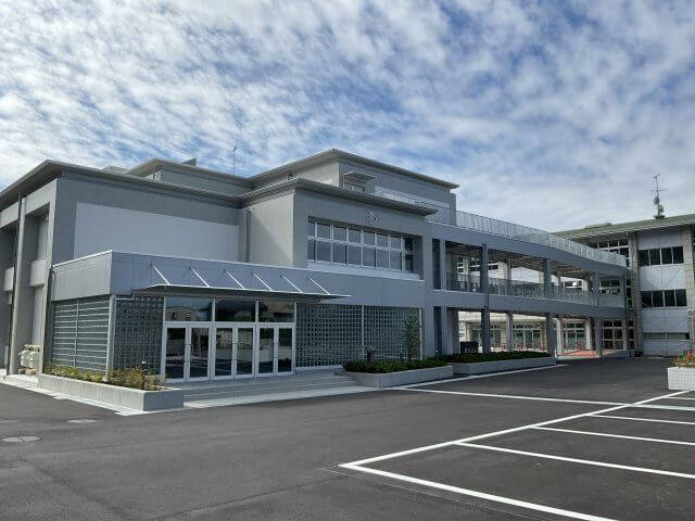 岐山高等学校 | 建築電気工事
